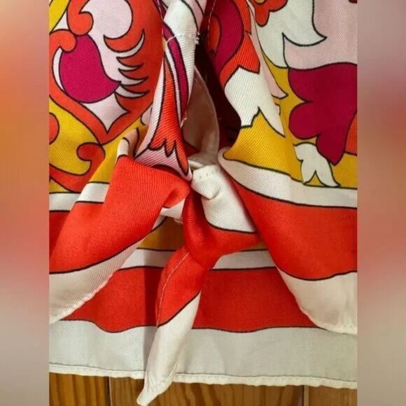 Patterned Top - Picture 2 of 7